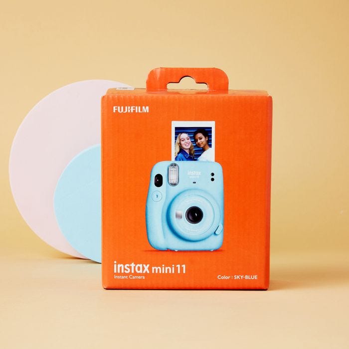 fuji instax mini polaroid camera